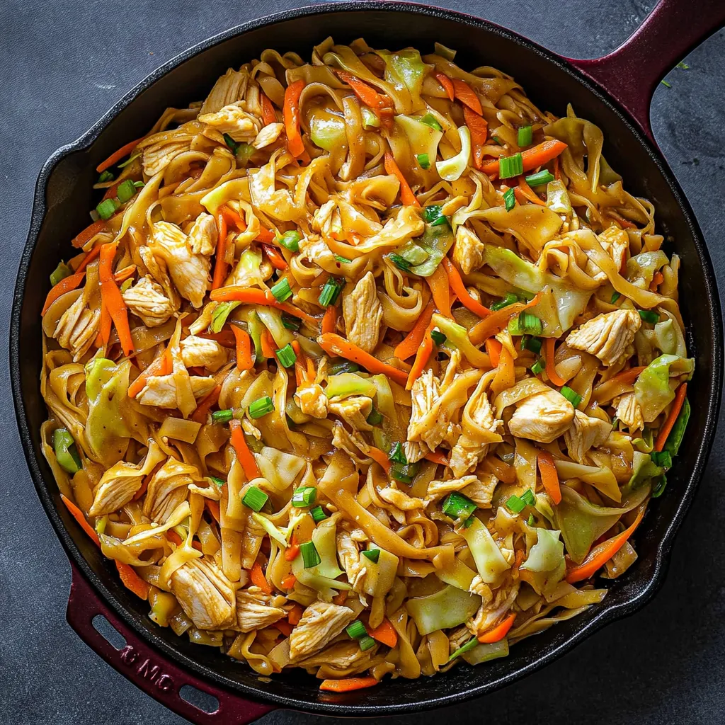 Enfes Soslu Tavuklu Noodle